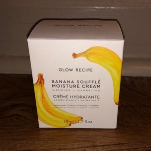 Banana soufflé moisture cream
